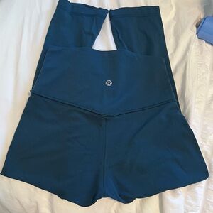 Lululemon size 4 high rise Crop align leggings in teal